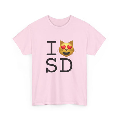 "I'm a Cat that Loves South Dakota" Tee