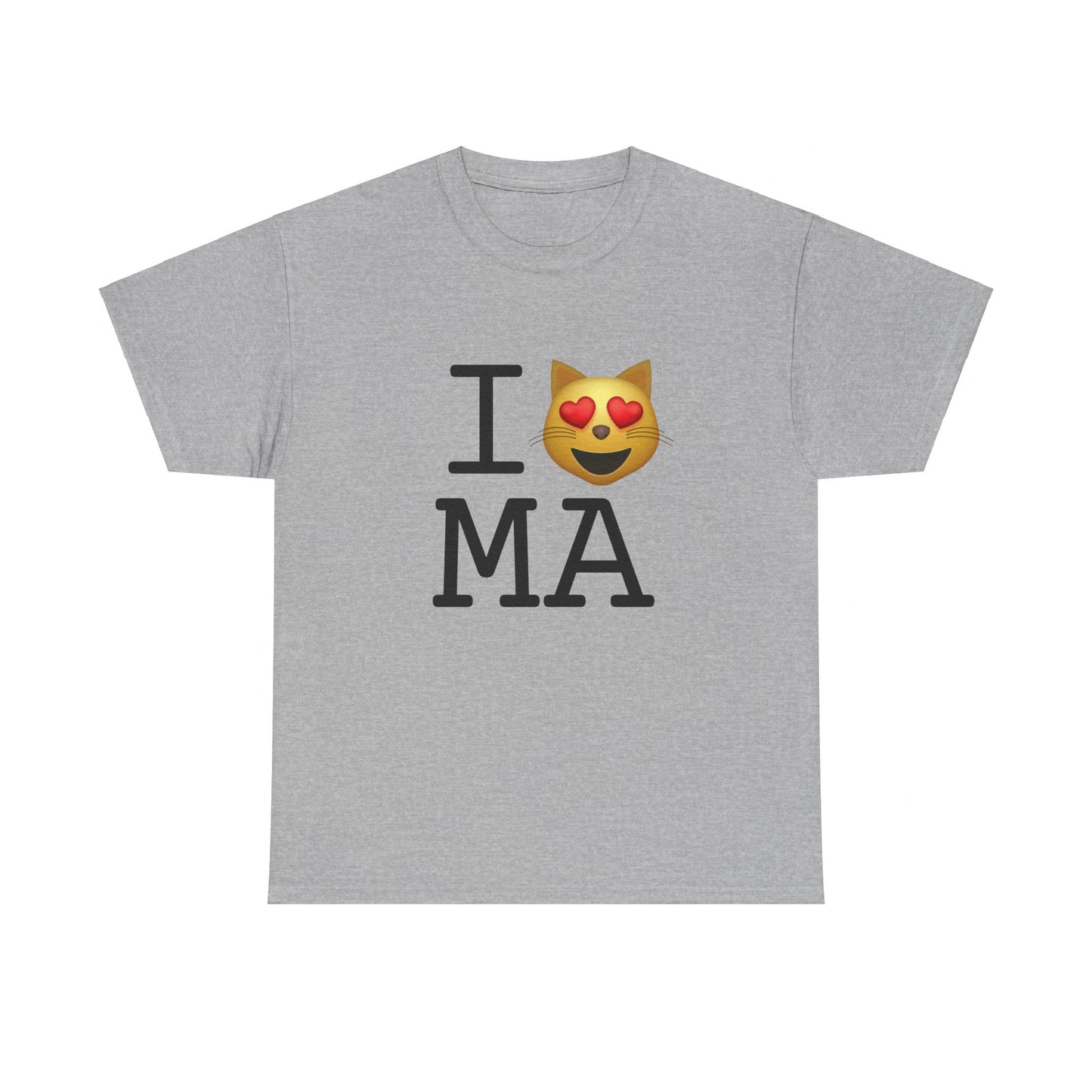 "I'm a Cat that Loves Massachusetts" Tee