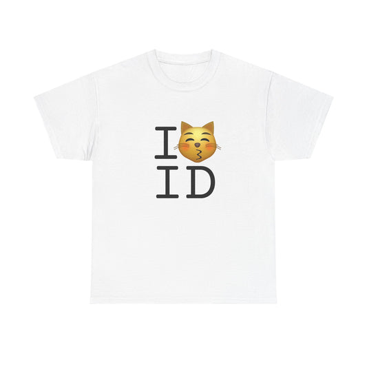 "I'm a Kissing Cat toward Idaho" Tee