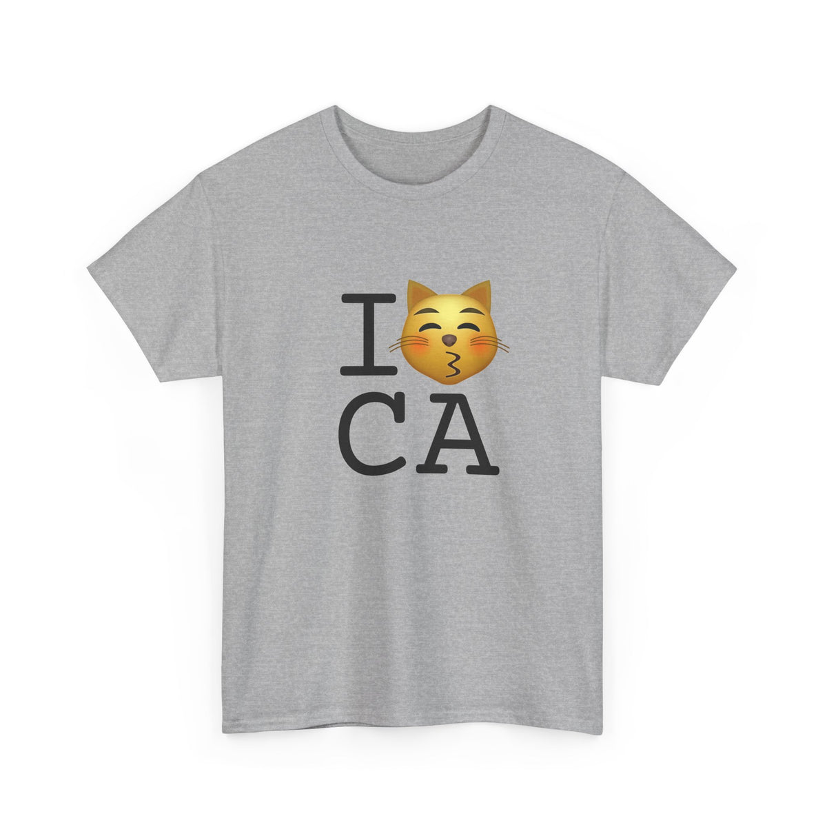 "I'm a Kissing Cat toward California" Tee