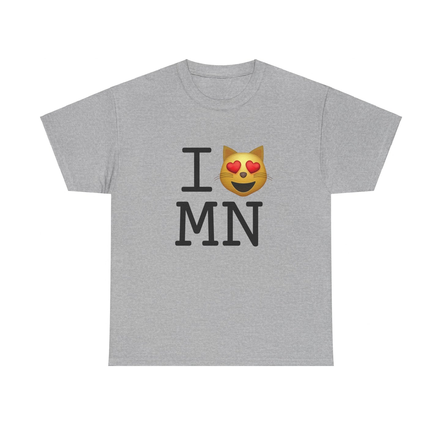 "I'm a Cat that Loves Minnesota" Tee