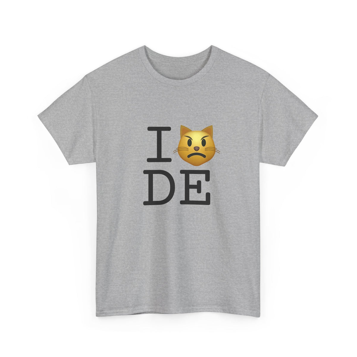 "I'm a Pouting Cat about Delaware" Tee