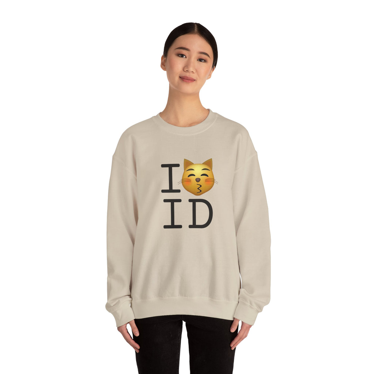 "I'm a Kissing Cat toward Idaho" Sweatshirt